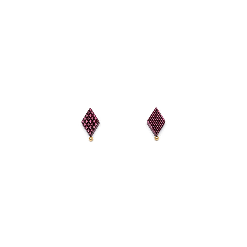 Diamond Shaped Studs [Purpleheart]